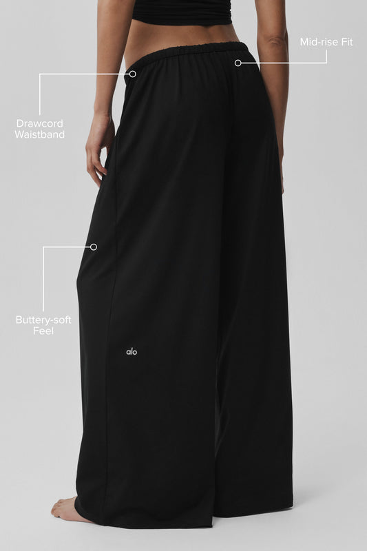 Alosoft Mid-Rise Finesse Wide Leg Sweatpant - Black